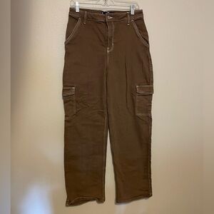 Hollister Brown Ultra High-Rise Dad Jean